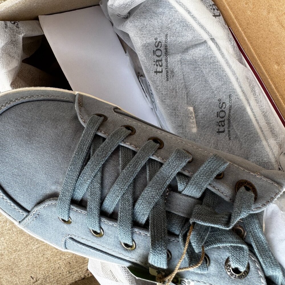 Taos Blue Canvas Shoes - Picture 6 of 10